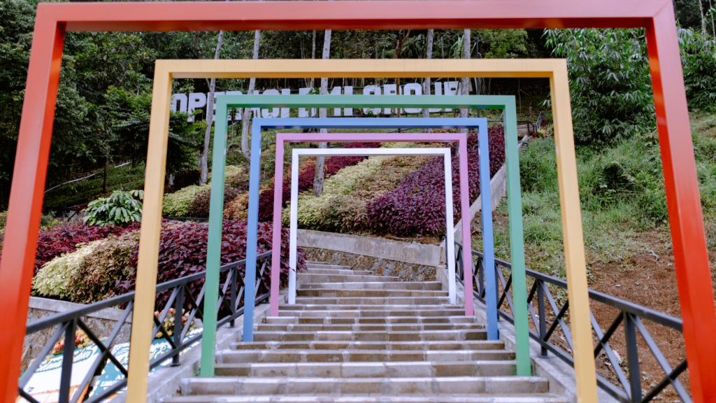 Pemandangan Bukit Manik 1